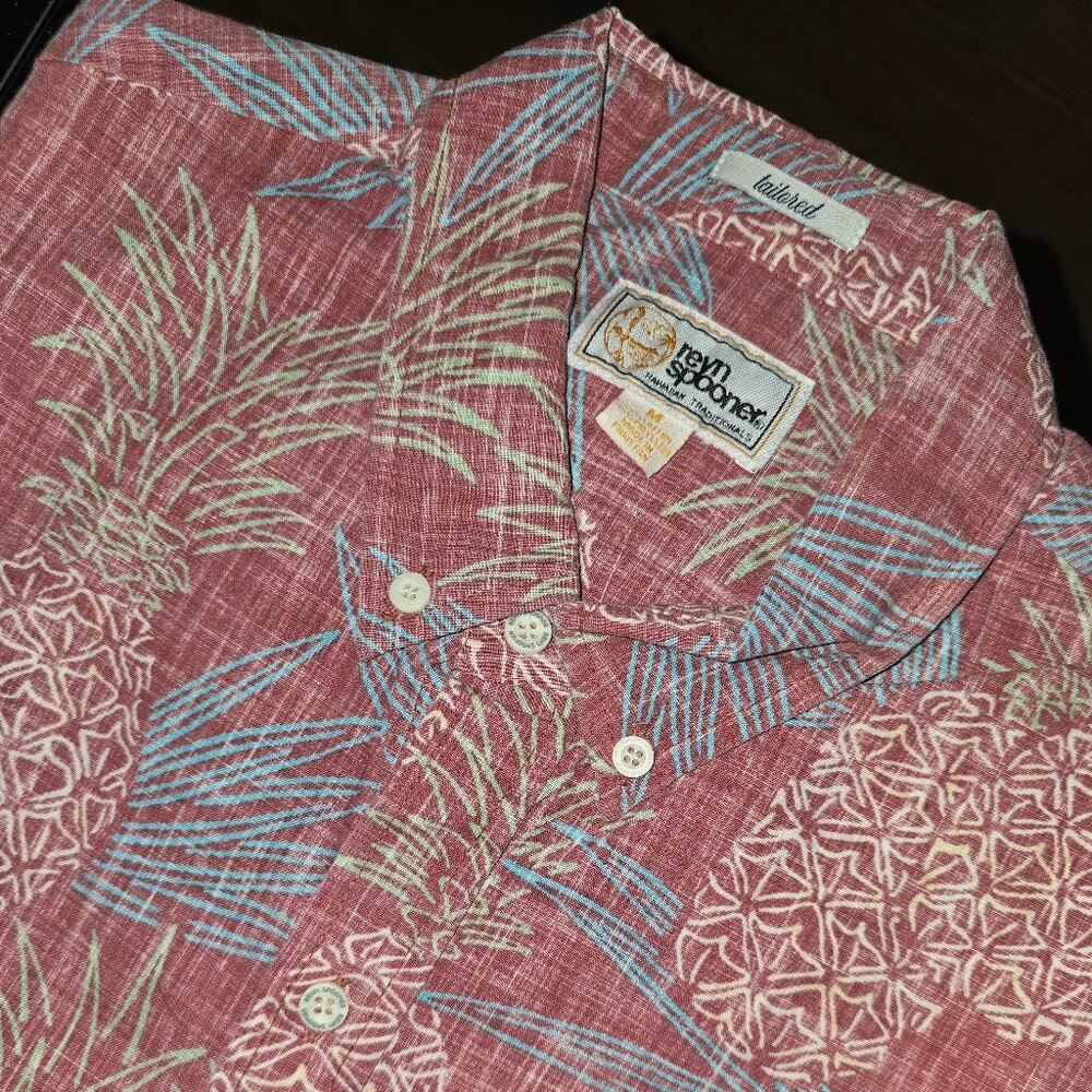 Reyn Spooner Hawaii Gold Men's Shirt Tailored Fit